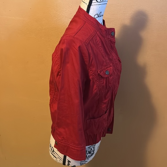 Jacket - Picture 3 of 9